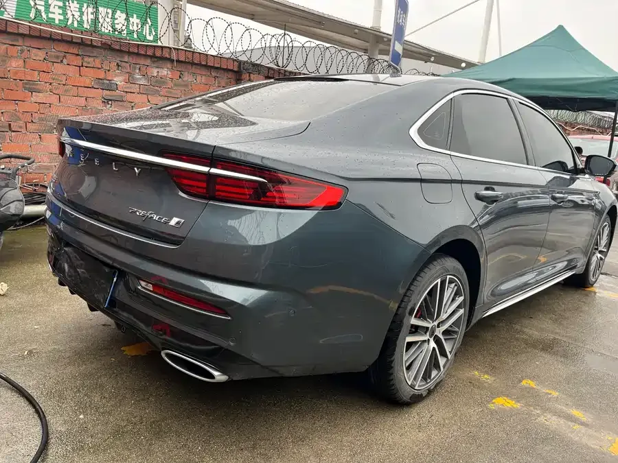 Geely Xingrui Xingrui 2023 2.0TD Premium Edition 2022 — миниатюра 3