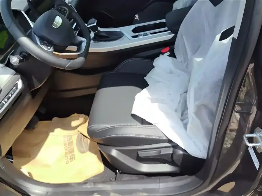 Geely Coolray SX11 Geely Binyue 2025 1.5L CVT Super Power 2026 — миниатюра 3