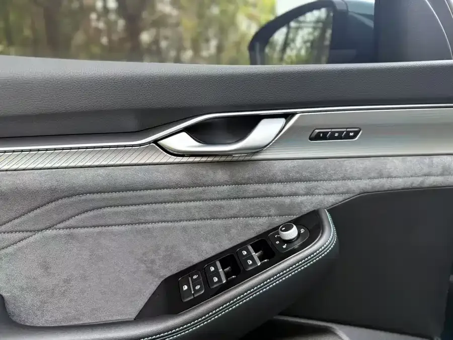 Geely Xingrui Xingrui 2023 2.0TD only available in green version 2023 — миниатюра 4