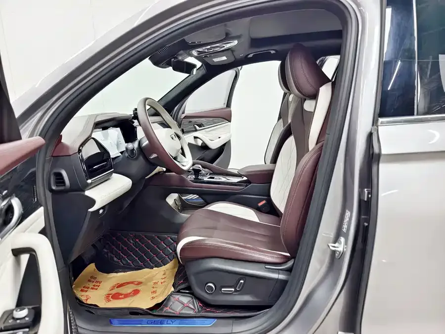 Geely Monjaro Xingyue L 2024 2.0TD High Power Automatic 2WD Yunqi Edition 2024 — миниатюра 5