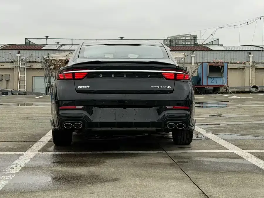 Geely Xingrui Xingrui 2026 Dongfang Yao 1.5TD Kunlun Edition 2025 — миниатюра 2