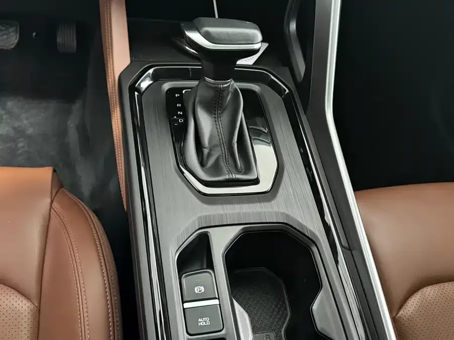 Geely Vision X6 Vision X6 2021 PRO 1.4T Automatic Premium Edition 2023 — миниатюра 3