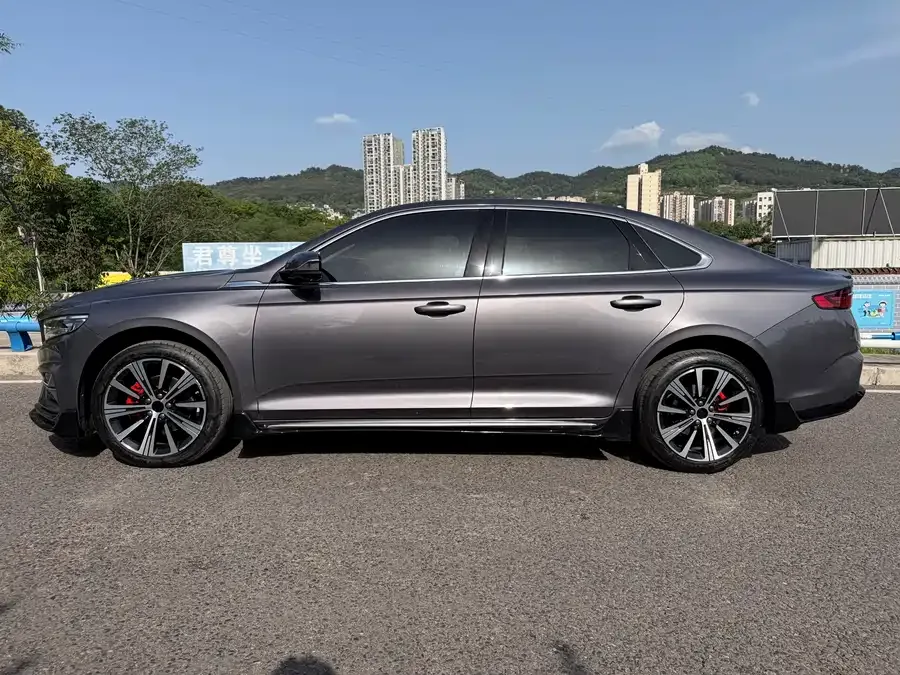 Geely Xingrui Xingrui 2025 Dongfangyao 2.0TD Star-gathering Edition 2025 — миниатюра 2
