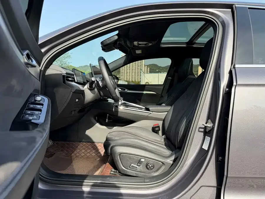 Geely Xingrui Xingrui 2025 Dongfangyao 2.0TD Star-gathering Edition 2025 — миниатюра 4
