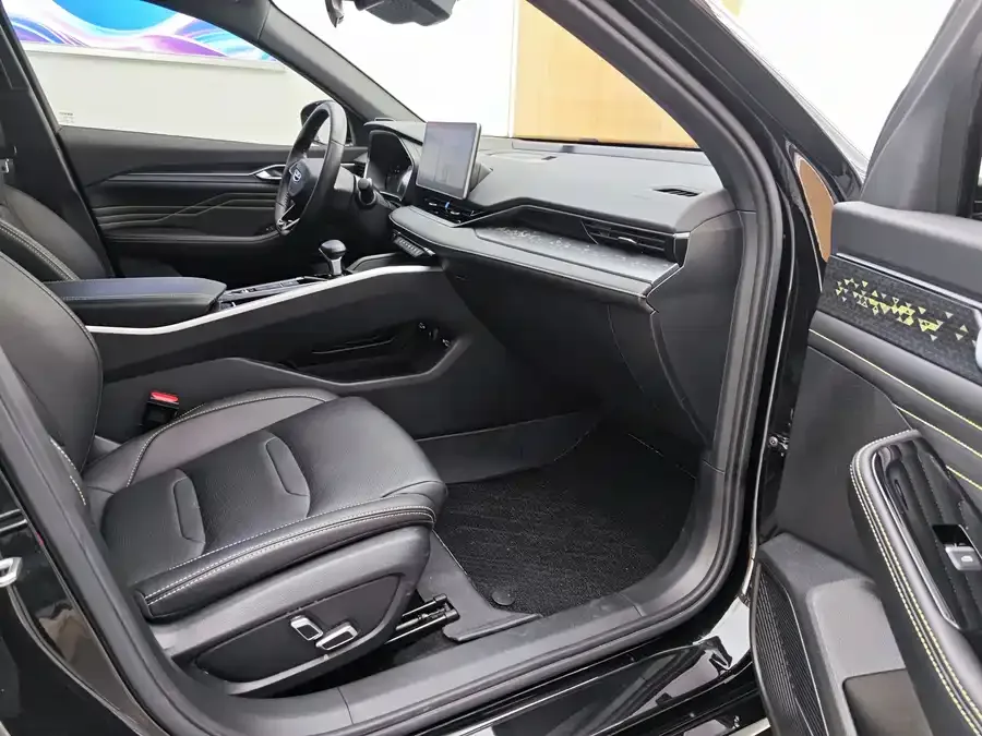 Geely Xingrui Xingrui 2023 1.5TD Kunlun Edition 2024 — миниатюра 3