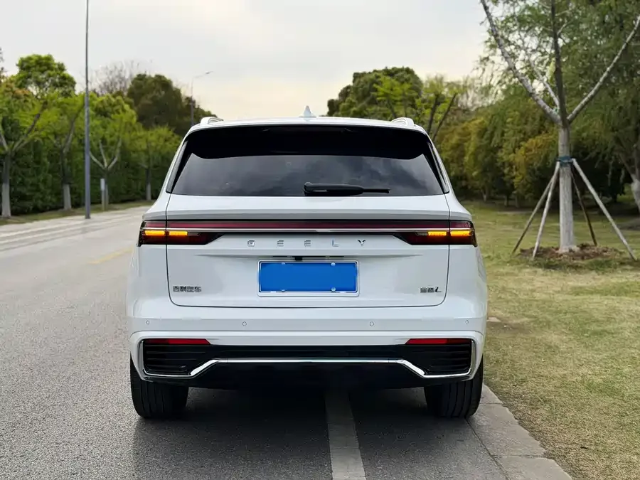 Geely Monjaro Xingyue L 2024 2.0TD High Power Automatic 2WD Skyline Edition 2024 — миниатюра 2