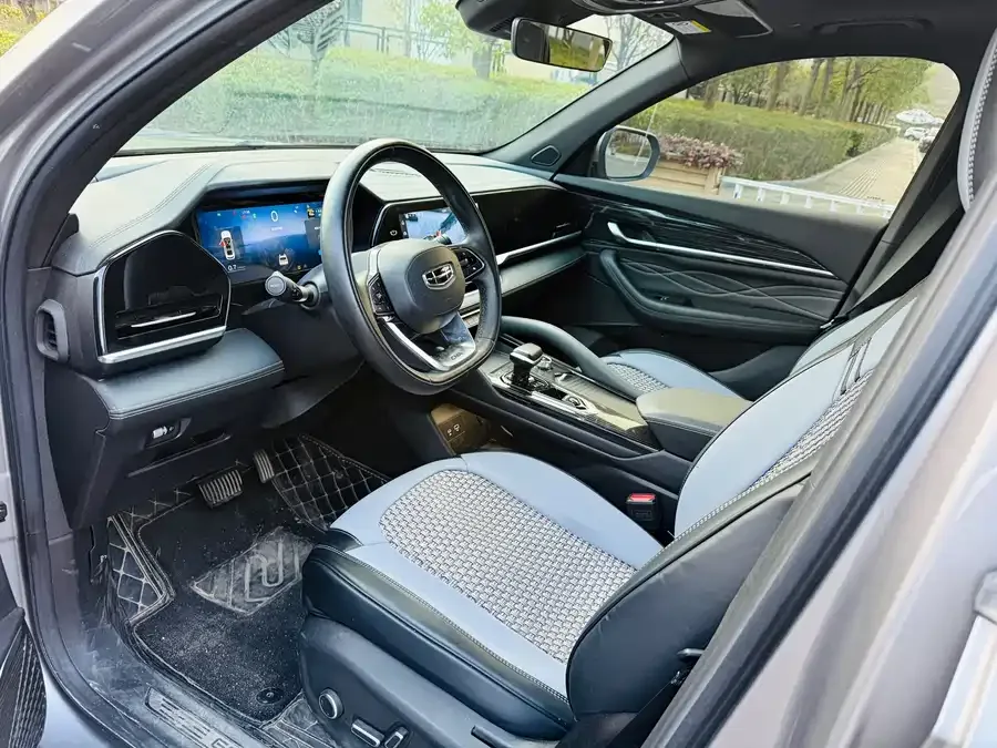 Geely Monjaro Xingyue L 2024 2.0TD DCT EVO 2WD Changfeng Edition 2024 — миниатюра 2