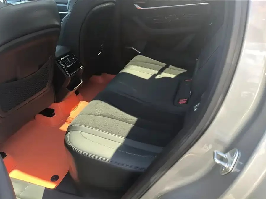 Geely Monjaro Xingyue L 2024 2.0TD High Power Automatic 2WD Yunqi Edition 2024 — миниатюра 5