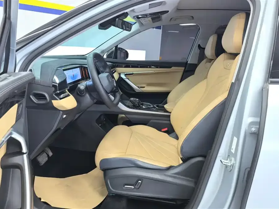 Geely Atlas L Boyue L 2023 1.5TD DCT Premium Edition 2024 — миниатюра 3