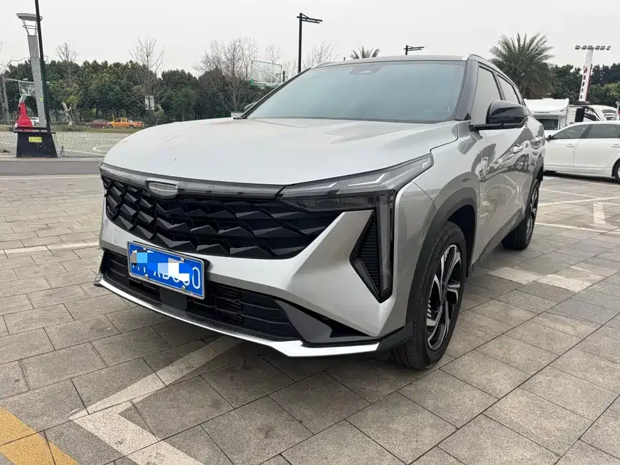 Geely Atlas Boyue 2023 Boyue COOL 1.5TD Smart 2024 — фото 1, купить с доставкой в Москву