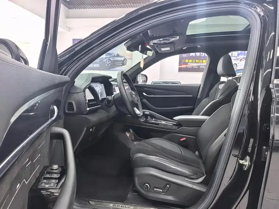 Geely Monjaro Xingyue L 2024 2.0TD High Power Automatic 2WD Skyline Edition 2024 — миниатюра 2