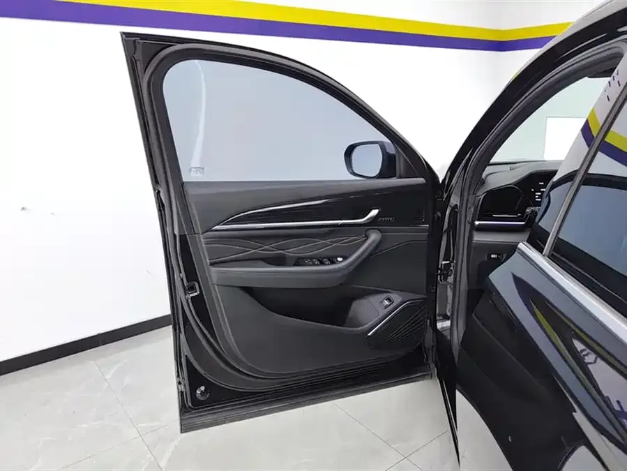 Geely Monjaro Xingyue L 2024 2.0TD DCT EVO 2WD Changfeng Edition 2025 — миниатюра 4