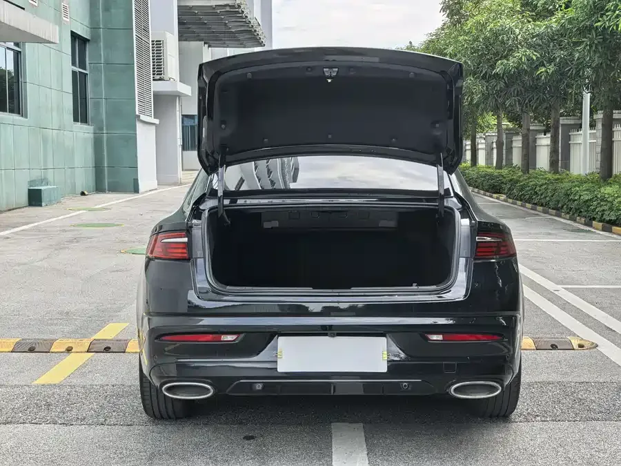 Geely Xingrui Xingrui 2023 2.0TD Premium Edition 2022 — миниатюра 3