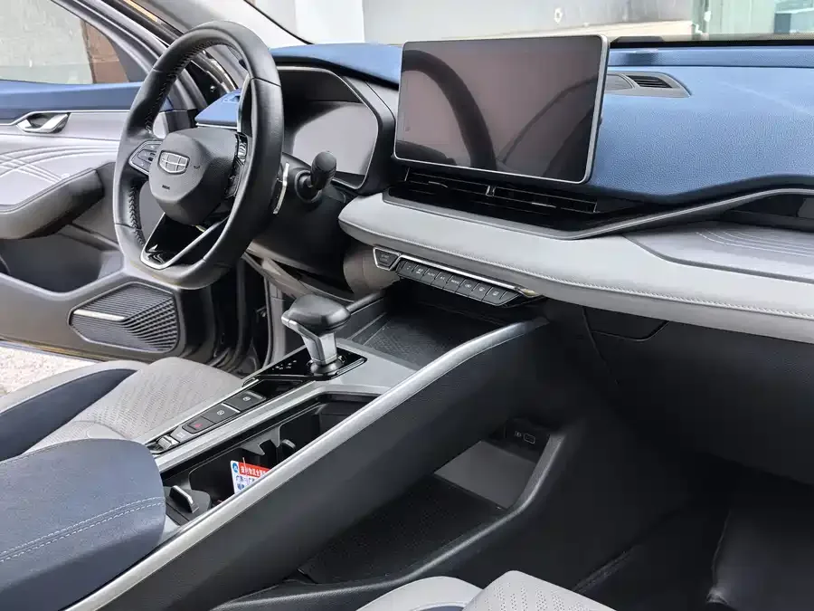 Geely Xingrui Xingrui 2023 2.0TD Premium Edition 2022 — миниатюра 4