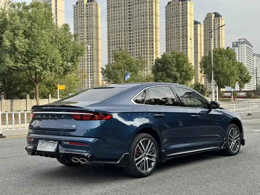 Geely Xingrui Xingrui 2023 2.0TD only available in green version 2023 — миниатюра 5