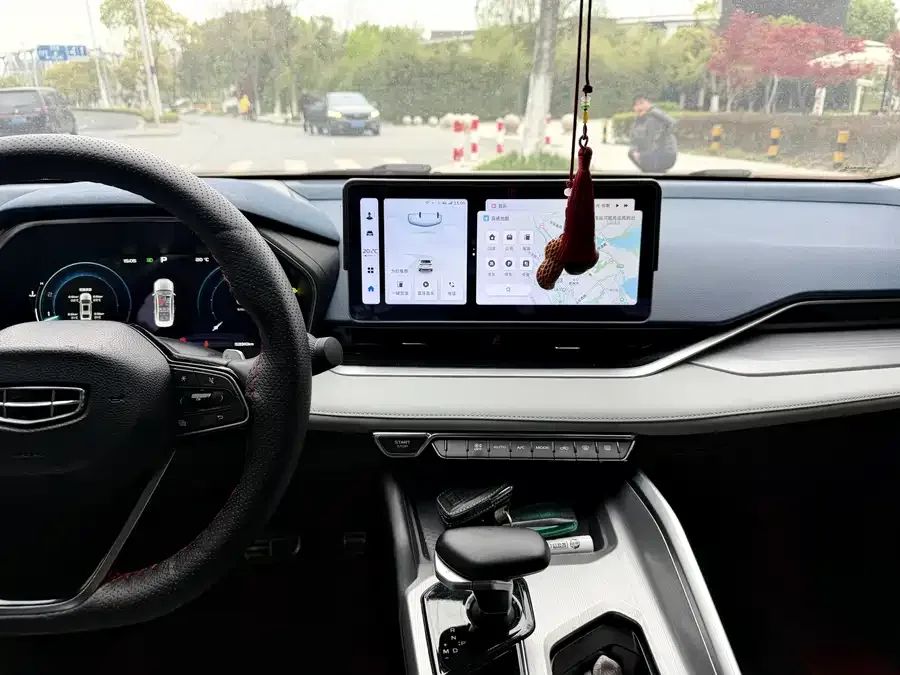 Geely Xingrui Xingrui 2023 2.0TD Premium Edition 2023 — миниатюра 4
