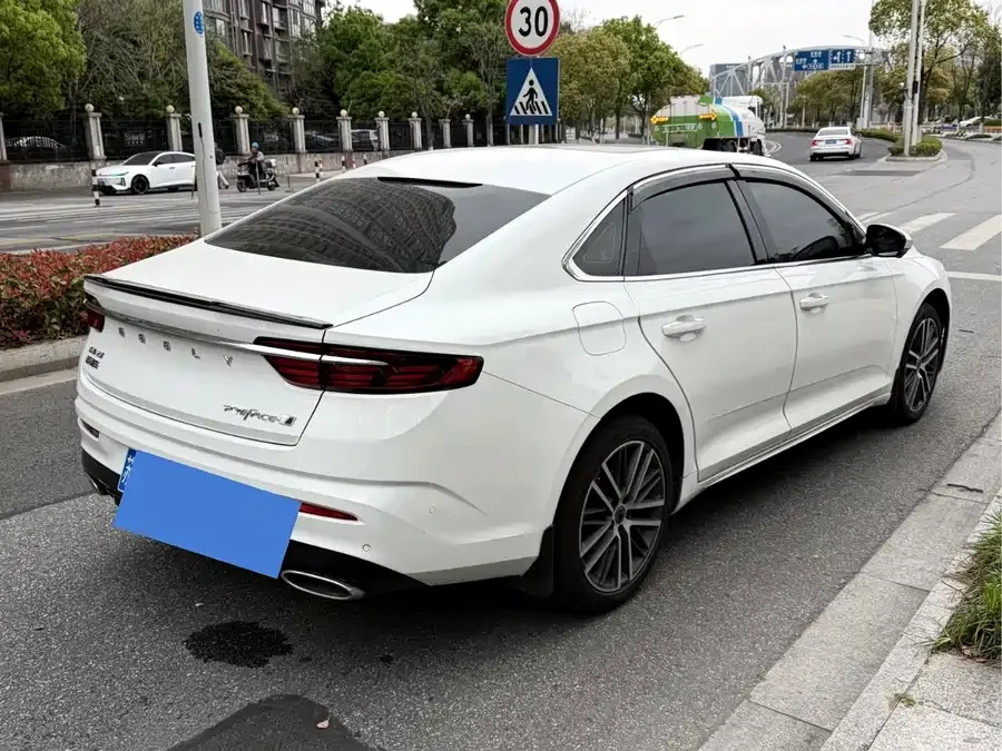 Geely Xingrui Xingrui 2023 2.0TD Premium Edition 2023 — миниатюра 5