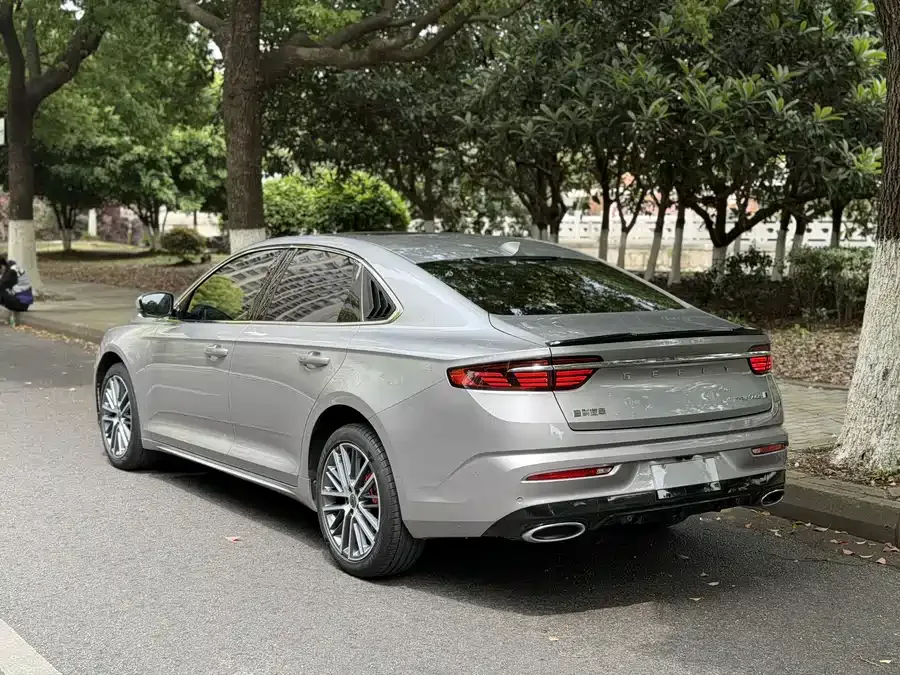 Geely Xingrui Xingrui 2023 2.0TD Premium Edition 2022 — миниатюра 2