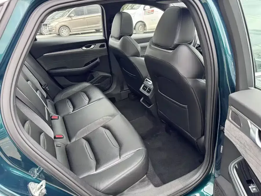 Geely Xingrui Xingrui 2023 2.0TD only available in green version 2023 — миниатюра 3