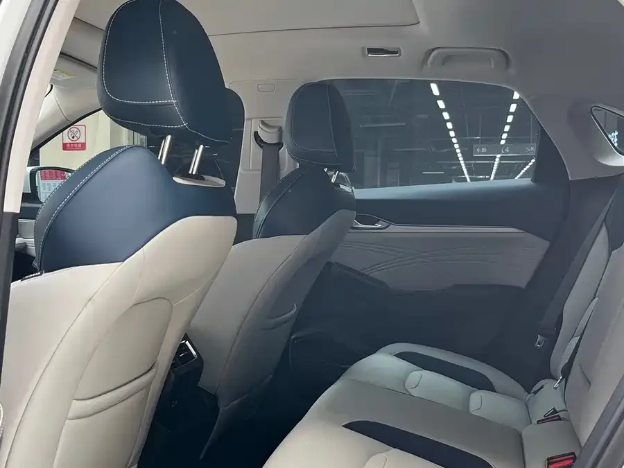 Geely Xingrui Xingrui 2021 Model 2.0TD Premium Edition 2022 — миниатюра 2