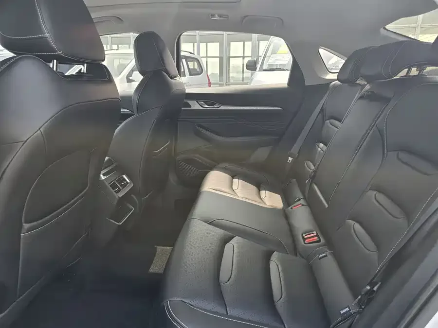 Geely Xingrui Xingrui 2023 2.0TD Luxury 2022 — миниатюра 3