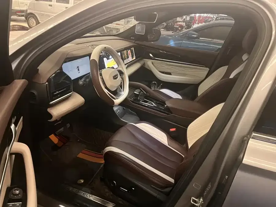 Geely Monjaro Xingyue L 2023 2.0TD High Power Automatic 2WD Flagship Model 2023 — миниатюра 4