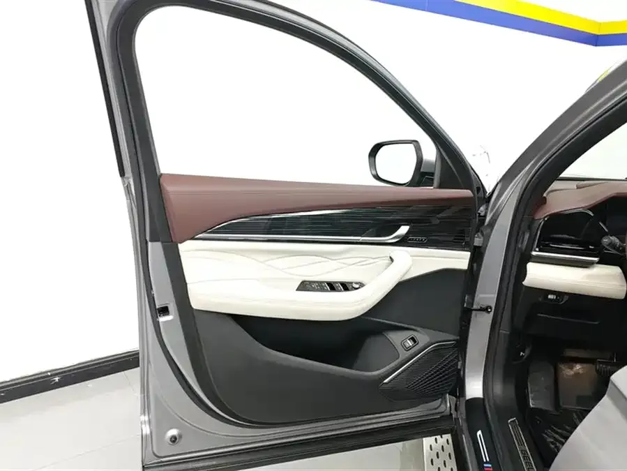 Geely Monjaro Xingyue L 2021 2.0TD DCT EVO 2WD Premium Edition 2023 — миниатюра 4