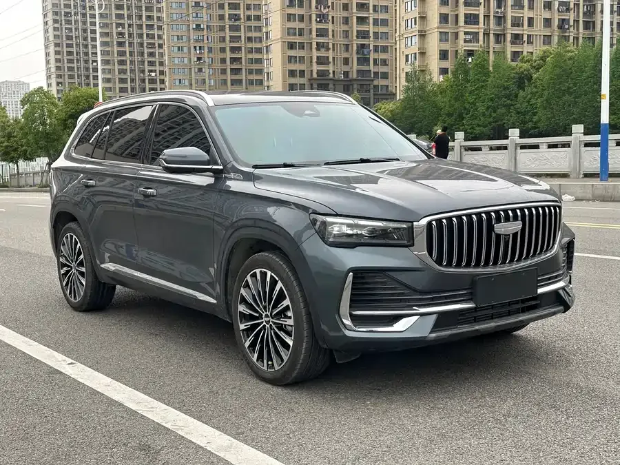 Geely Monjaro Xingyue L 2025 Dongfangyao 2.0TD Automatic Star-gazing Edition 2025 — миниатюра 3