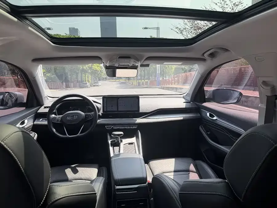Geely Xingrui Xingrui 2023 2.0TD Luxury 2023 — миниатюра 3
