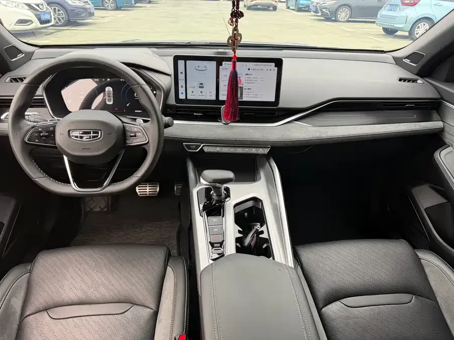 Geely Xingrui Xingrui 2023 2.0TD only available in green version 2022 — миниатюра 3