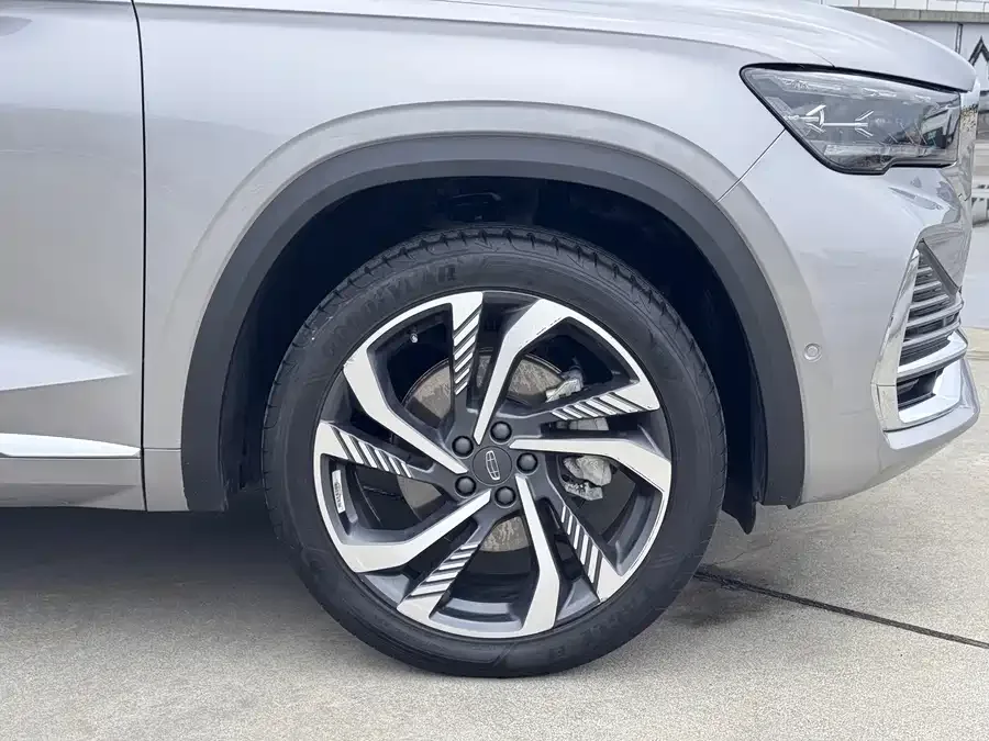 Geely Monjaro Xingyue L 2021 2.0TD DCT EVO 2WD Smart Edition 2022 — миниатюра 4