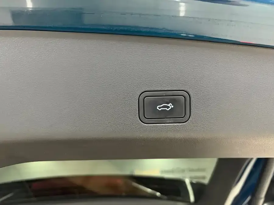 Geely Monjaro Xingyue L 2021 2.0TD High-power Automatic 4WD Flagship Model 2022 — миниатюра 5