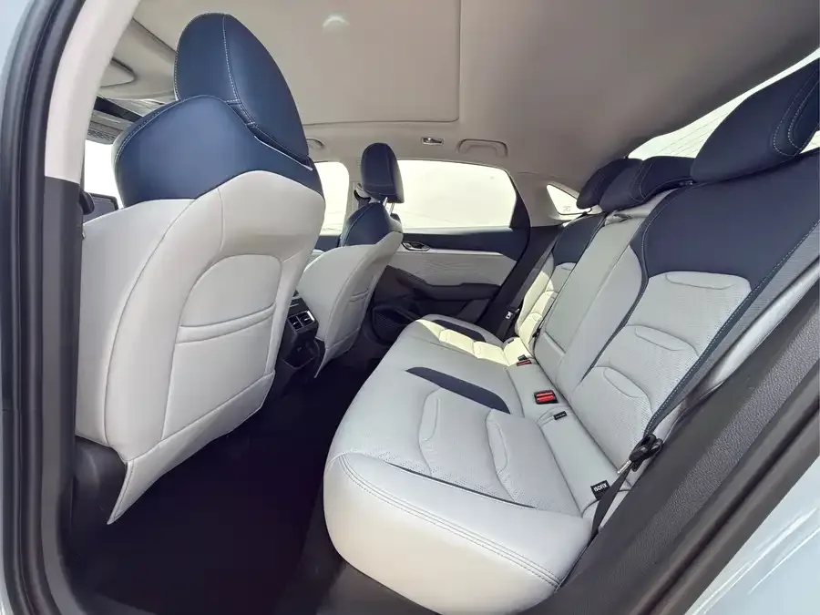 Geely Xingrui Xingrui 2023 2.0TD Premium Edition 2022 — миниатюра 2
