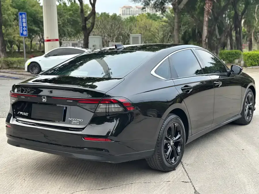 Honda Accord Accord 2024 260TURBO Luxury Edition 2024 — миниатюра 4