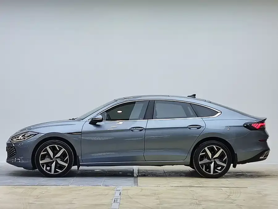 Volkswagen Lamando 2023 Lingdu Lingdu L 280TSI DSG Cool Edition 2023 — миниатюра 2