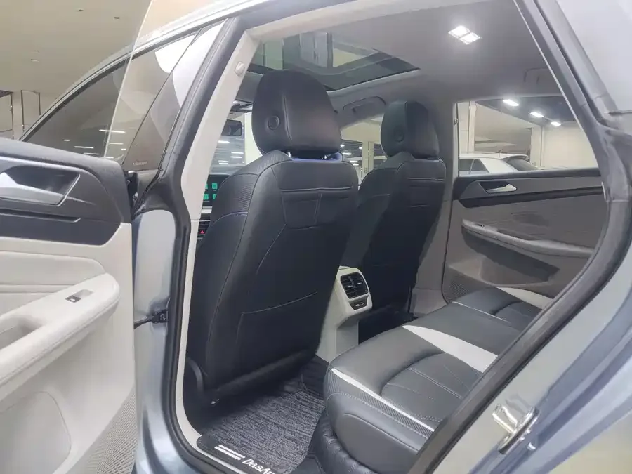 Volkswagen Lamando 2023 Lingdu Lingdu L 280TSI DSG Cool Edition 2023 — миниатюра 4