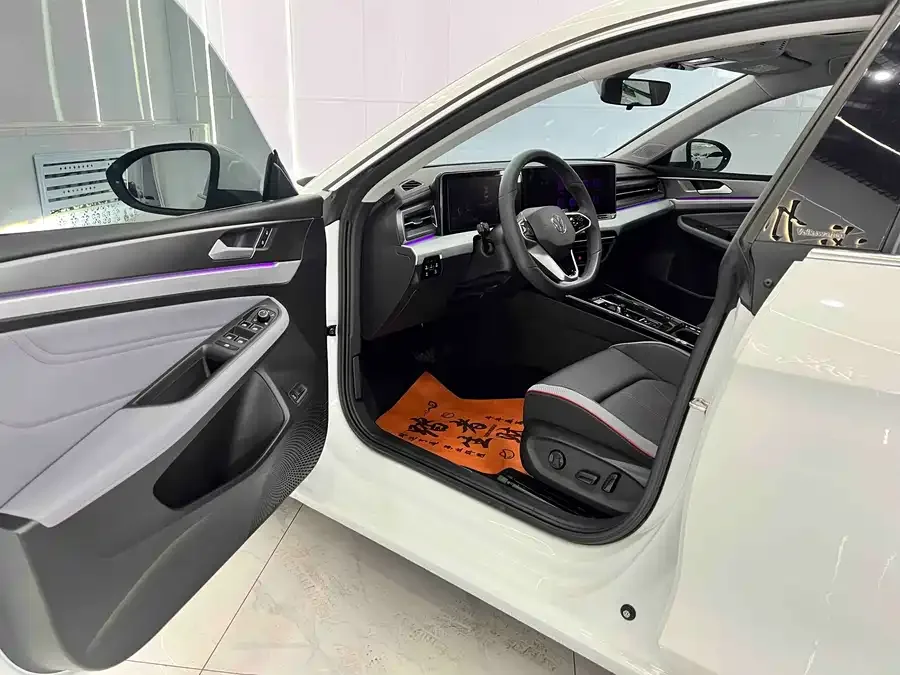 Volkswagen Lamando 2023 Lingdu Lingdu L 280TSI DSG Cool Edition 2023 — миниатюра 4