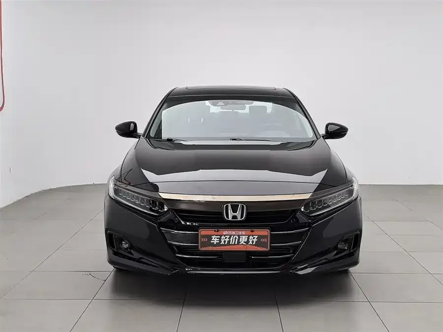 Honda Accord 2022 Accord 260TURBO Fantasy Night Premium Edition 2023 — миниатюра 3