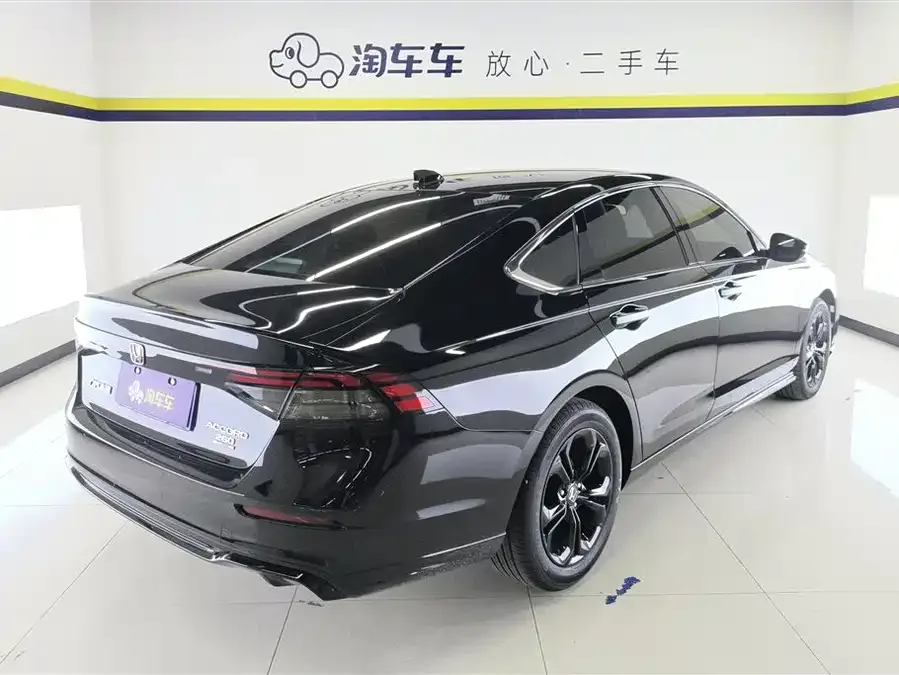 Honda Accord Accord 2025 Sports Series 260TURBO Luxury Edition 2025 — миниатюра 3