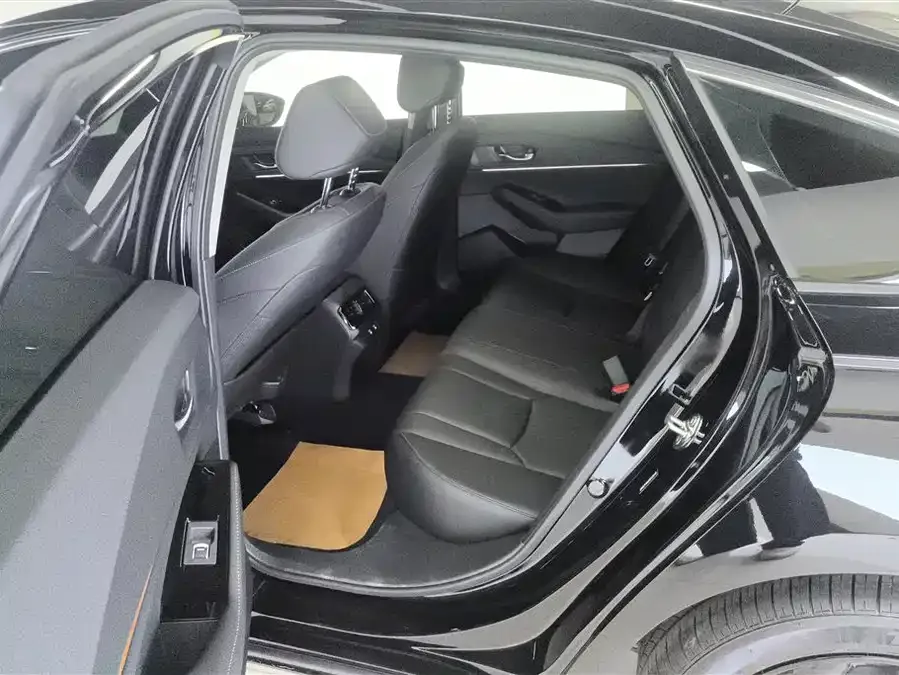 Honda Accord Accord 2025 Sports Series 260TURBO Luxury Edition 2025 — миниатюра 5