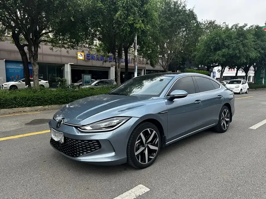 Volkswagen Lamando 2023 Lingdu Lingdu L 280TSI DSG Cool Edition 2023 — фото 1, купить с доставкой в Москву