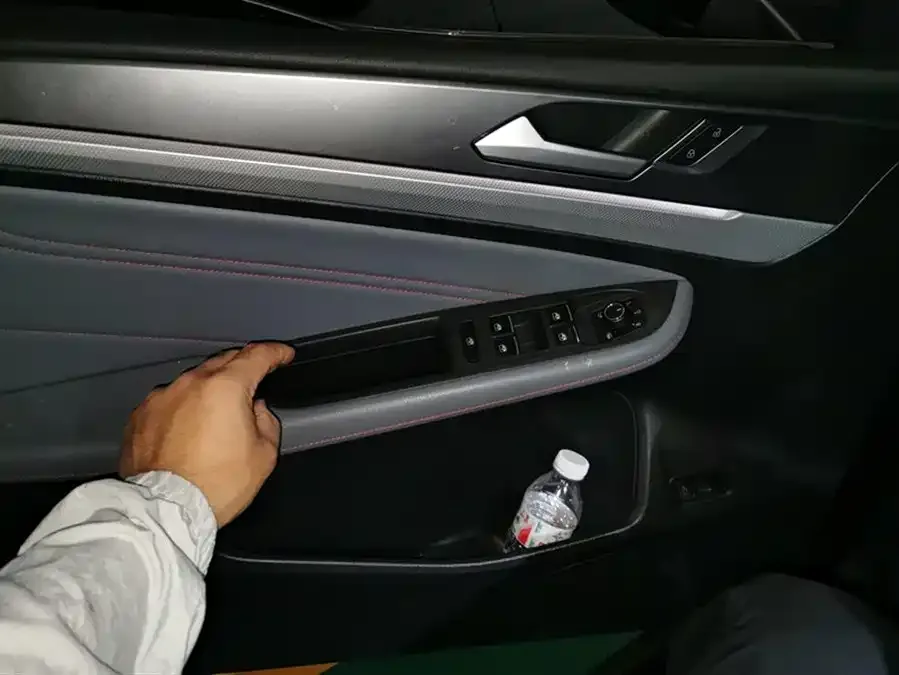 Volkswagen Lamando 2023 Lingdu Lingdu L 280TSI DSG Cool Edition 2023 — миниатюра 4