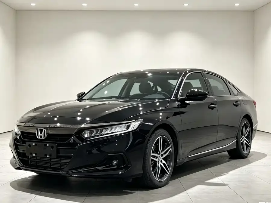 Honda Accord 2022 Accord 260TURBO Fantasy Night Premium Edition 2022 — миниатюра 3