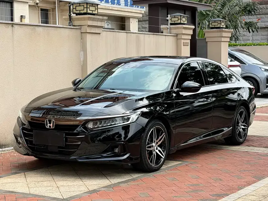 Honda Accord 2022 Accord 260TURBO Fantasy Night Premium Edition 2022 — фото 1, купить с доставкой в Москву