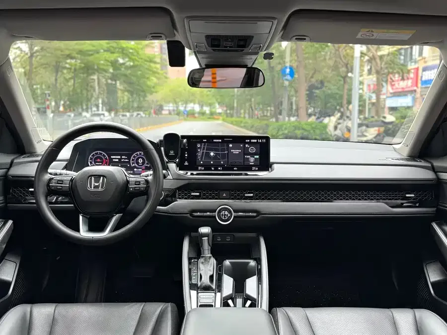 Honda Accord Accord 2023 260TURBO Excellence Edition 2024 — миниатюра 4