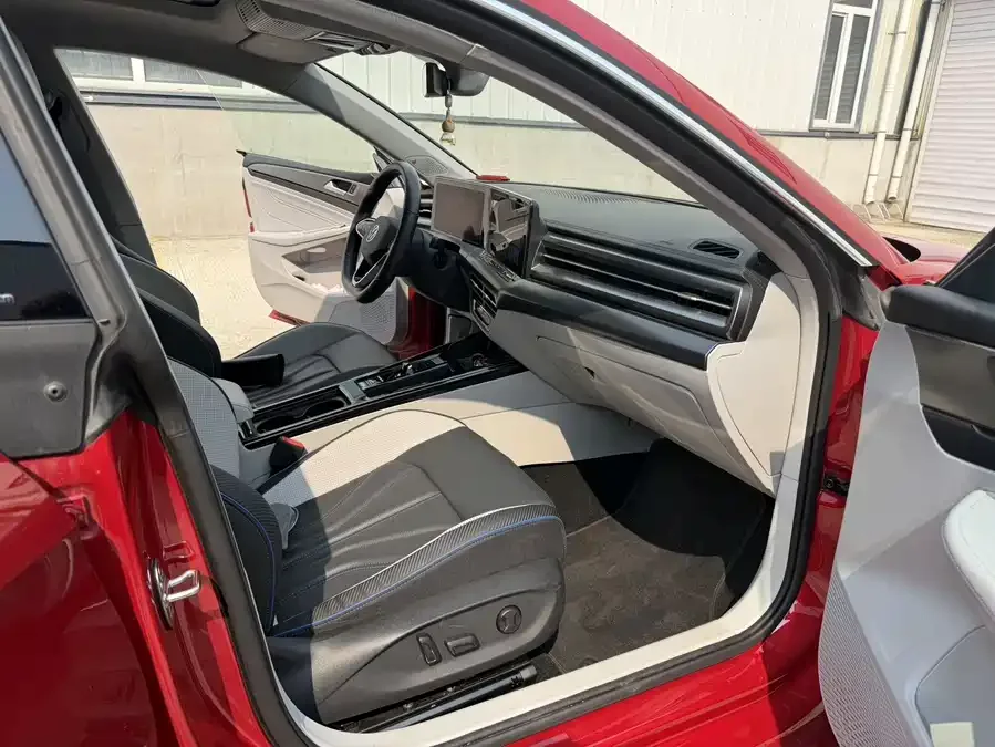 Volkswagen Lamando Lingdu 2022 Lingdu L 280TSI DSG Super Hot Flagship Edition 2022 — миниатюра 5