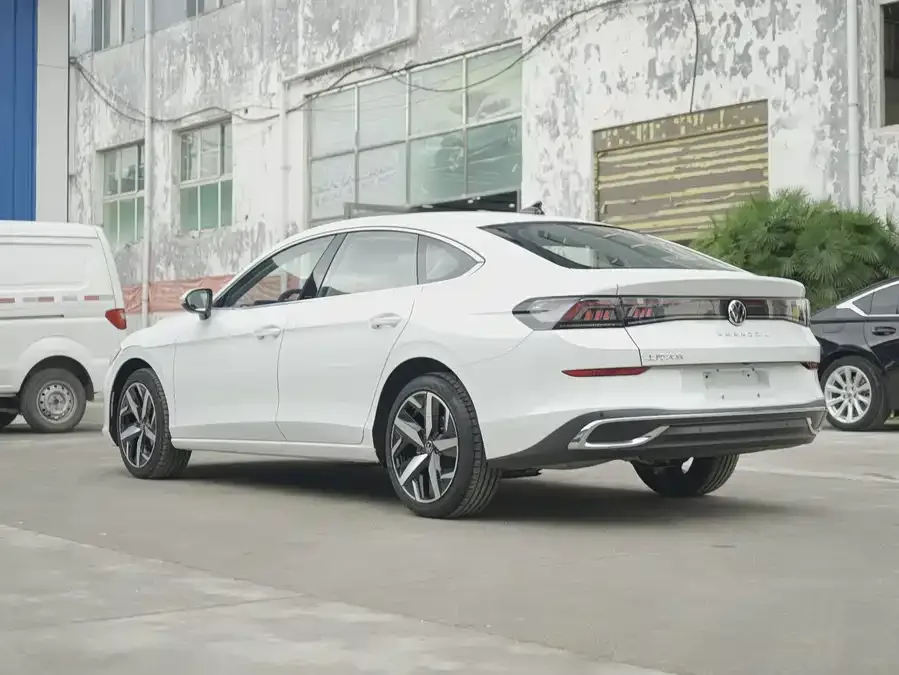 Volkswagen Lamando 2024 Lingdu Lingdu L 280TSI DSG Cool Edition 2024 — миниатюра 2