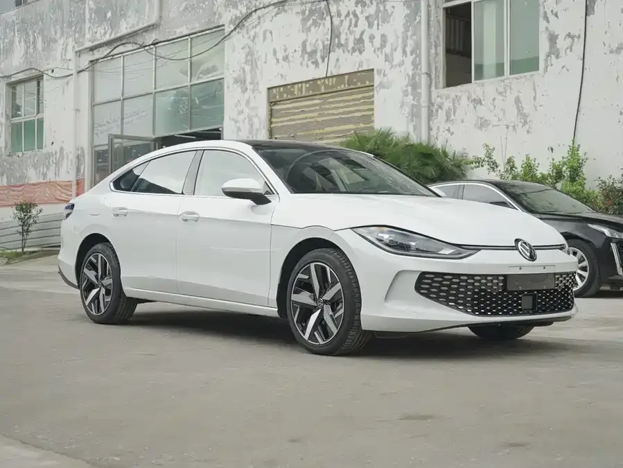 Volkswagen Lamando 2024 Lingdu Lingdu L 280TSI DSG Cool Edition 2024 — миниатюра 3