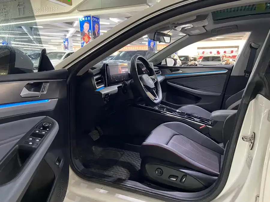 Volkswagen Lamando 2023 Lingdu Lingdu L 280TSI DSG Cool Edition 2023 — миниатюра 4