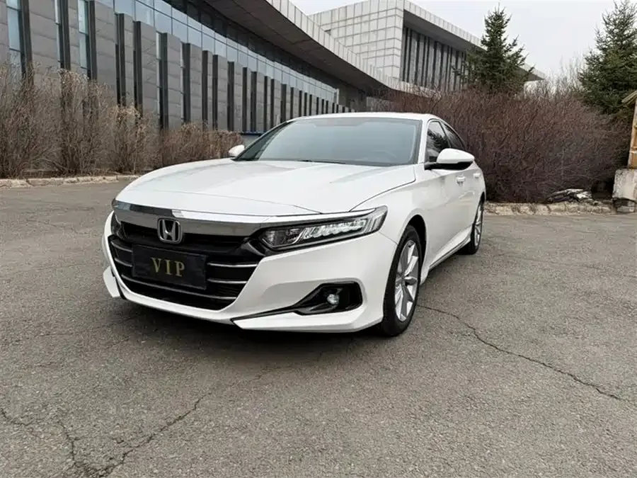 Honda Accord Accord 2022 260TURBO Deluxe Edition 2022 — фото 1, купить с доставкой в Москву